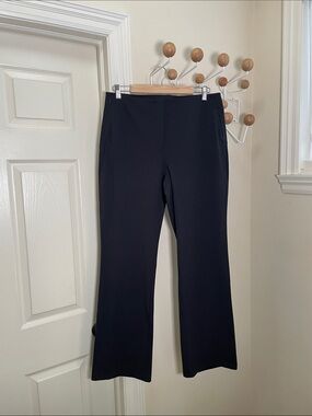 Lululemon Straight Legged Athletic Pants - Black - 14